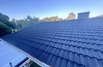 Takmålning i Göteborg – nymålat villatak