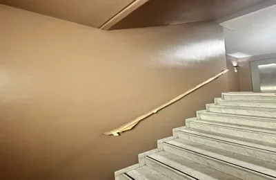 Trapphusmålning i bostadsrättsförening i Göteborg